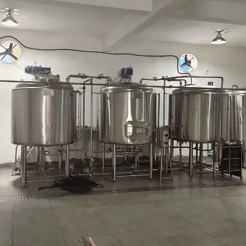 温泉精酿啤酒设备厂—如何延长精酿啤酒设备的使用寿命